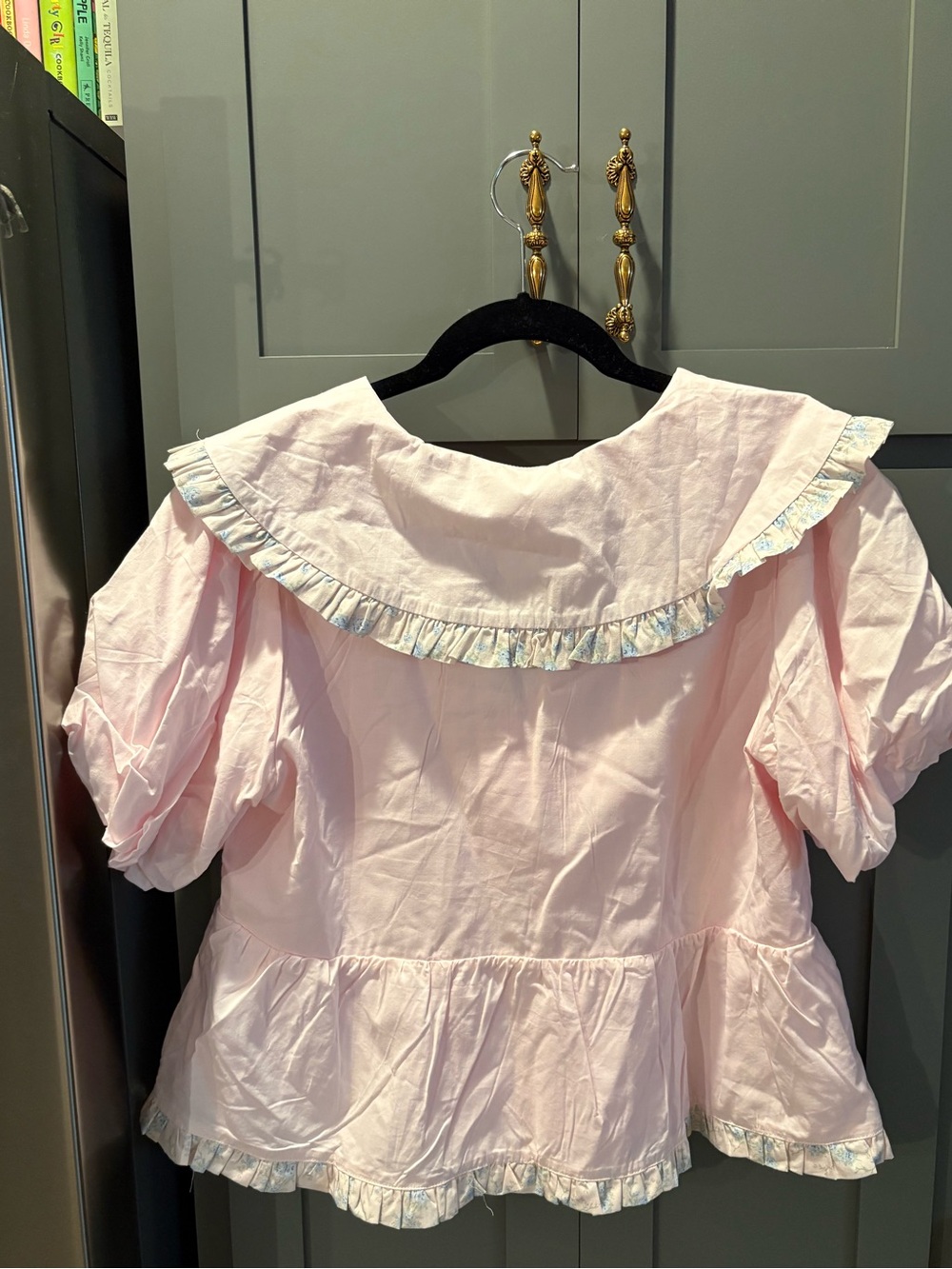 &Merci Pink Puff Sleeve Blouse with Floral Accents - Picture 8 of 8
